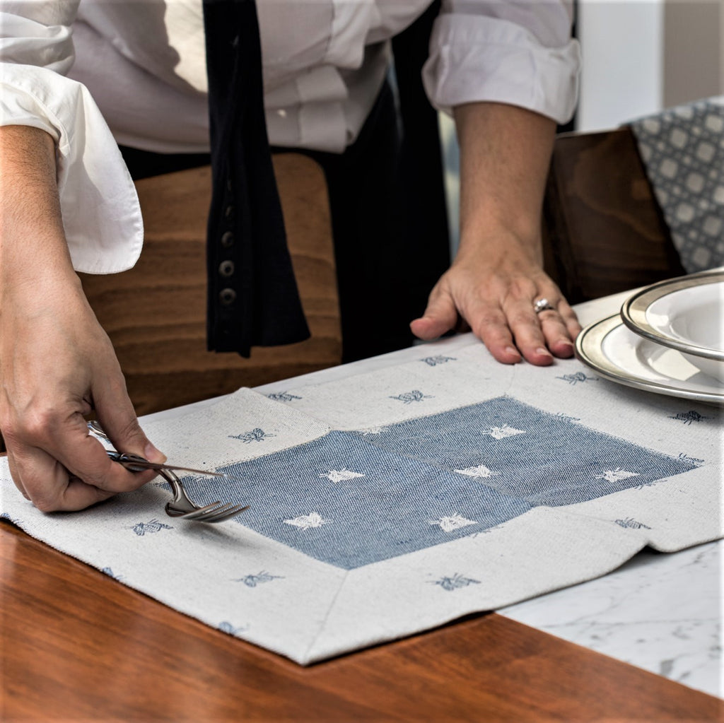 Bee Placemat