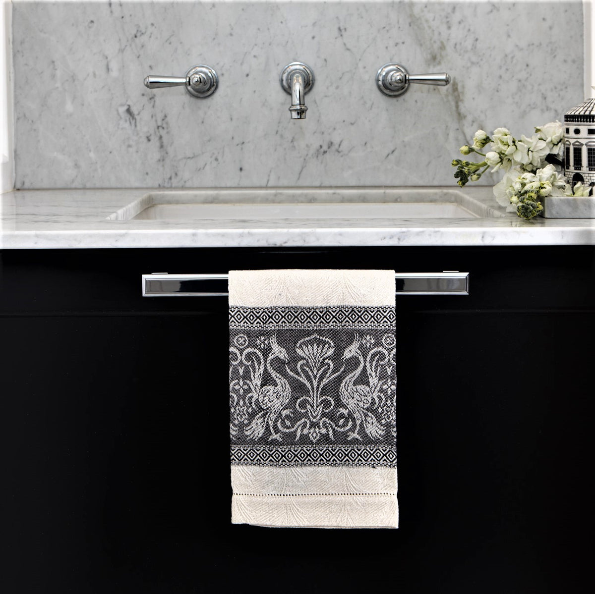Griffin Hand Towel